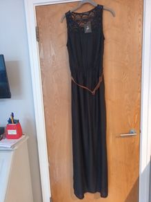 Primark  Black  Dress.  S.12. B.N.W.T