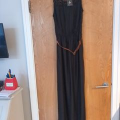 Primark  Black  Dress.  S.12. B.N.W.T