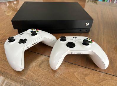 Xbox one x 1 TB