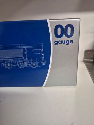 Dapol model railway Class 59 loco