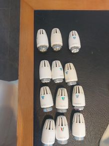 Free radiator thermostats