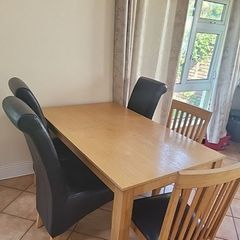 Table and chairs FREE MUST GO Tuesday 25th