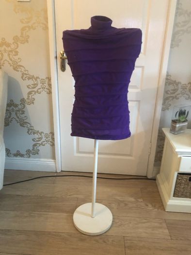 Mannequin stands