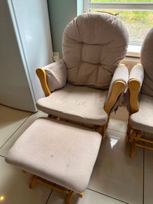 Rocking Chair / Nursery Gliders
