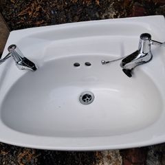 Handbasin