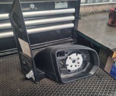 Mercedes Vito W447 Manual Right Wing Mirror.
