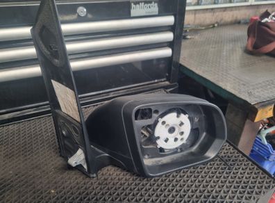 Mercedes Vito W447 Manual Right Wing Mirror.