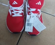 Adidas mens/ womens trainers