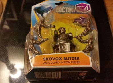 DOCTOR WHO ! Skovox Blitzer ! Articulated Action Figure ! BRAND NEW !