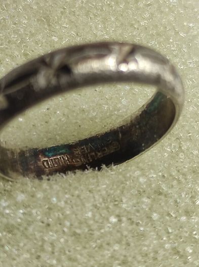 Vintage sterling silver band ring