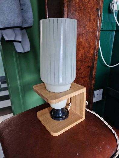 1 Retro Vintage Mid Century Glass shade /repro base  Table lamp
