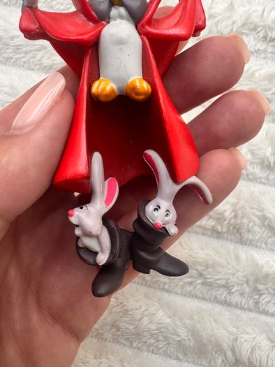 Disney Sleeping Beauty Owl As Prince Phillip aprox. 10.5 cm. Used Please see photos