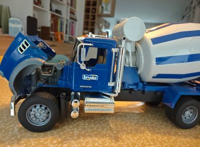 Bruder MACK Cement mixer Truck Toy