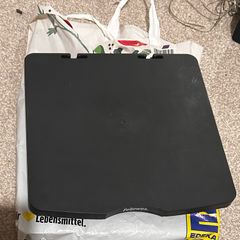 2 laptop stand for free