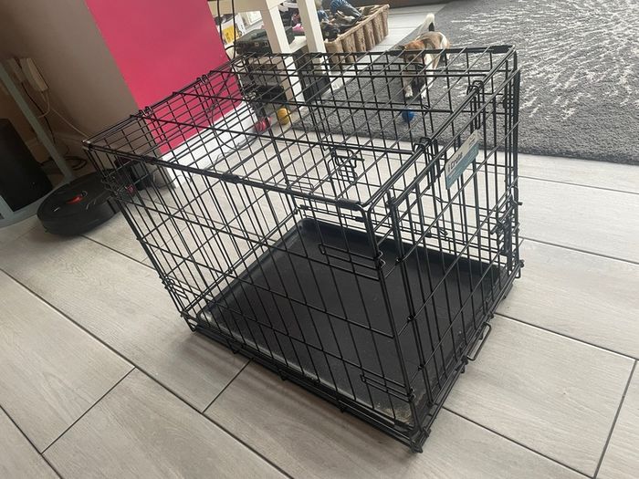 Dog Crate - medium