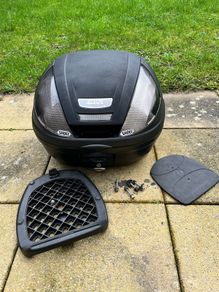 GIVI Motorcycle Top