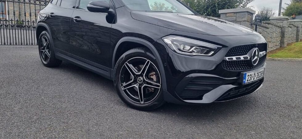 Mercedes-Benz GLA 250e AMG 2023
