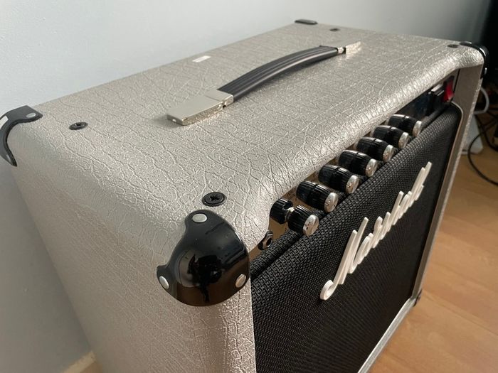 Marshall Silver Jubilee (Like Brand New)