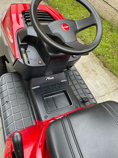 Ride on mower
