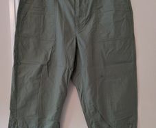 Dunnes three quarter lengths size 14