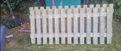 picket fencing