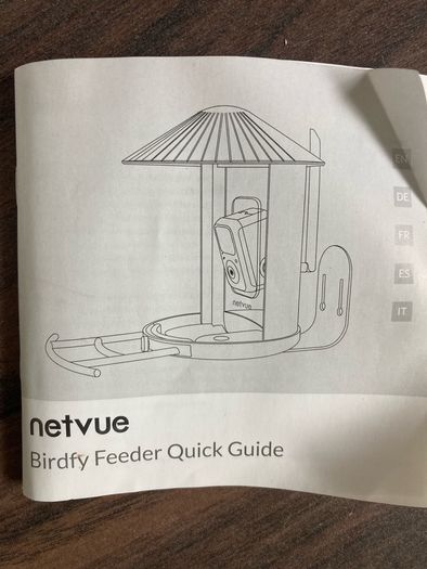 Bird feeder with Camera