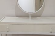vanity table