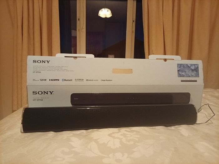 SONY HT SF150 120W Bluetooth Soundbar. Mint Condition & Boxed.