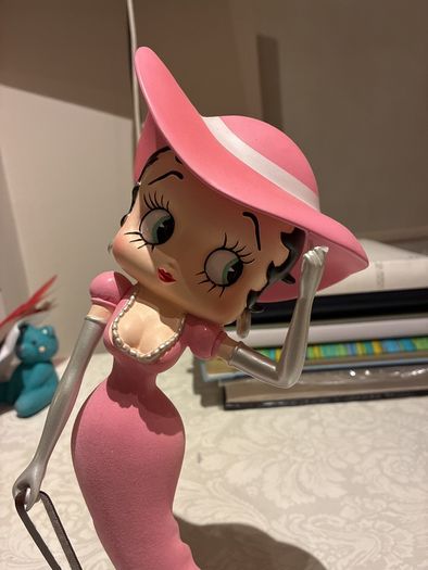 Betty Boop Figurine