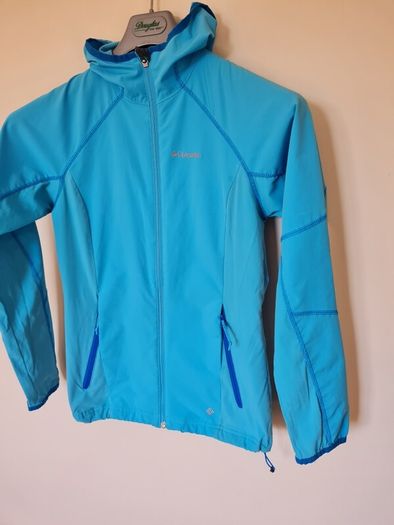 Columbia omni shield hoodie Size small Pit to pit 19" in excellent condition