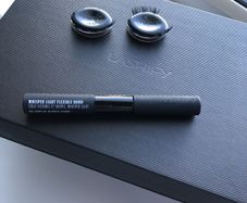 lashify e and ee lash's box and whisper light bonder