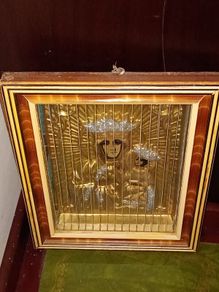 Vintage Catholic Religious Icon Changes In 3 Different Motifs.