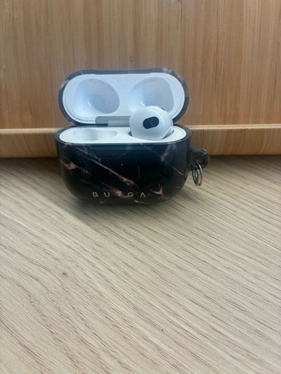 AirPods 3