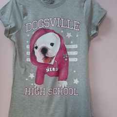 new tee shirt short sleeves tag attached