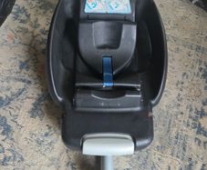 Maxi cosi isofix base