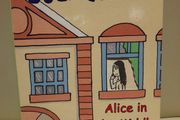 Children's book 'Alice in the Middle '  by Judi Curtin
