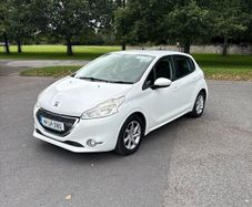 2014 Peugeot 208