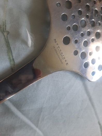 Newbridge Silverware serving spoon set
