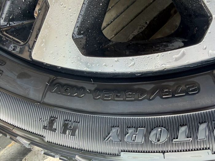 Wheels and tyres