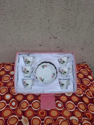 6 china espresso cups and saucers postage possible