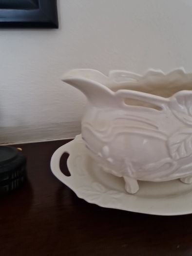 jug & tray
