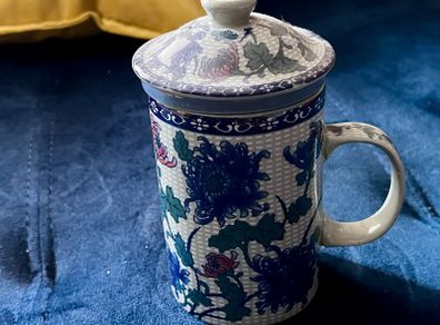 Chinese tea maker