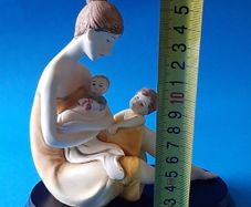 Figurines