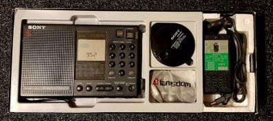 Sony ICF-SW7600 Multi-Band Radio, full set, perfect working order.