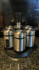 6 glass condiments storage