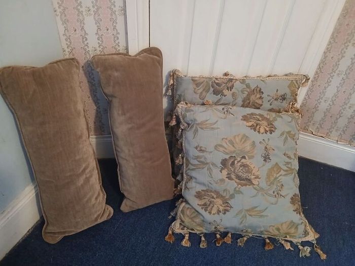 Large Cushions bundle