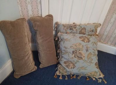 Large Cushions bundle
