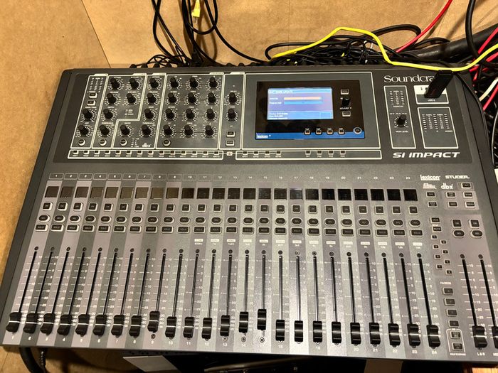 Soundcraft SI Impact Digital Mixer