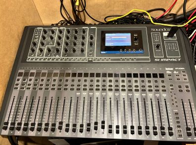 Soundcraft SI Impact Digital Mixer
