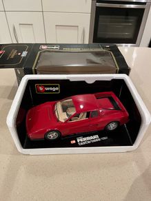 Ferrari Testarossa 1/18 Burago